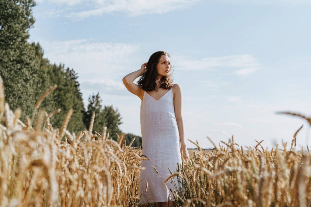 Stylizacje z lnem w roli głównej – elegancja i komfort na co dzień